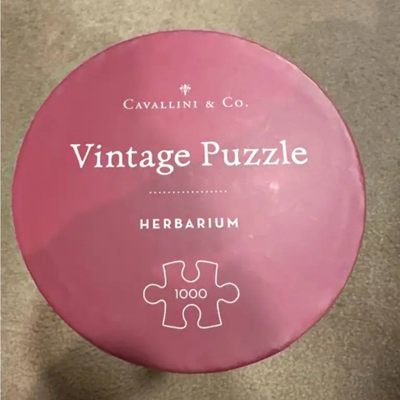 Cavallini & Co. Herbarium Vintage Puzzle - 1000 Pieces - Blue and Pink - Picture 5 of 6